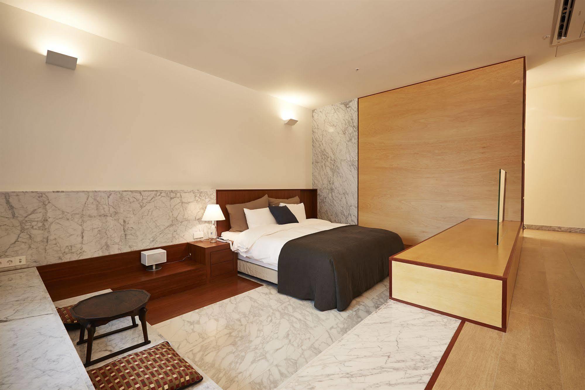Snow Hotel Seul Zewnętrze zdjęcie